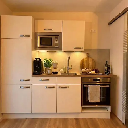 Wohlfuehlapartment Guxhagen- Naehe Bahnhof & A7, Schnell In Kassel * Guxhagen